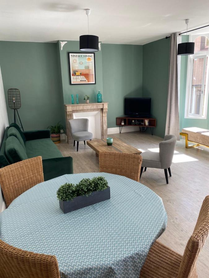 Appartement Au Coeur De La Vieille Ville Булон сюр Мер Екстериор снимка