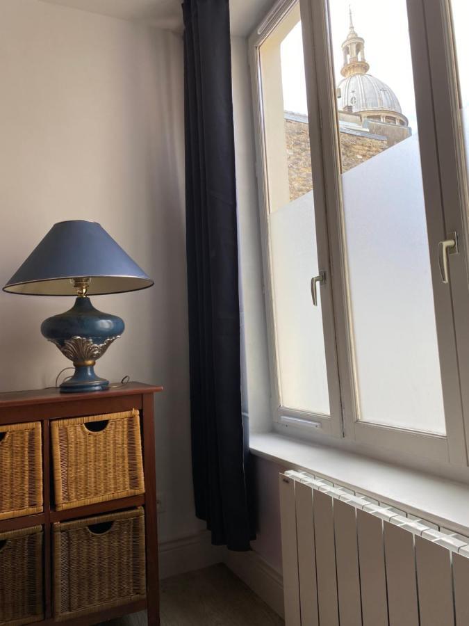 Appartement Au Coeur De La Vieille Ville Булон сюр Мер Екстериор снимка
